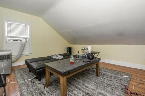 460 Chalkstone Ave, Providence RI 02909-4918 exterior