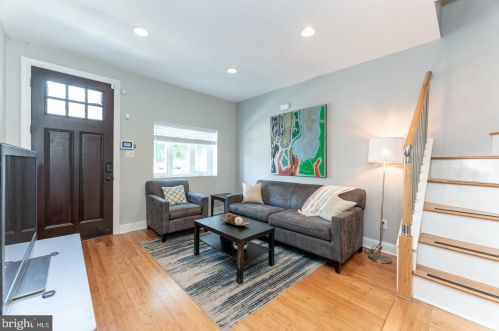 228 Girard Ave, Philadelphia PA 19130-1687 exterior