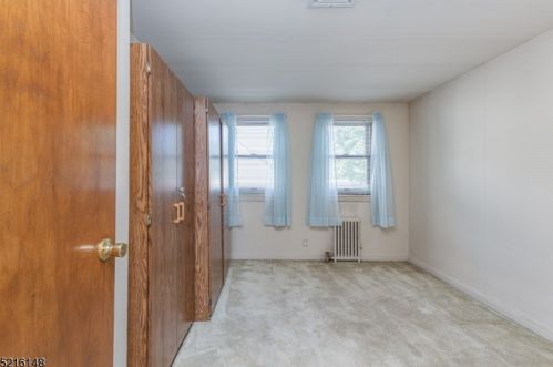 439 Lexington Ave, Cranford NJ 07016-2737 exterior