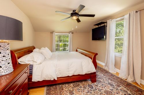 2716 44, Milwaukee WI 53219-3202 exterior