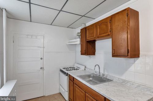 4010 Ludlow St, Philadelphia PA 19139-0036 exterior