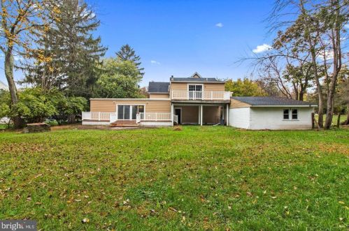 4305 Shoemaker Rd, Huntingdon Valley PA 19006-1711 exterior