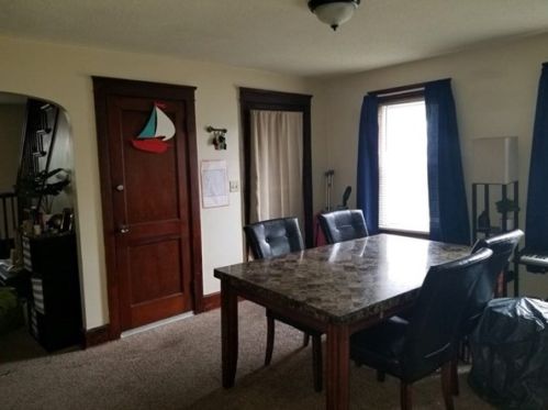 8 Maple St, Chicopee MA 01020-2626 exterior