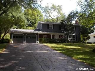 24 Saddleback Trl, Rochester, NY 14624-3918