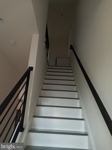 2127 9th St, Philadelphia PA  19122-1313 exterior