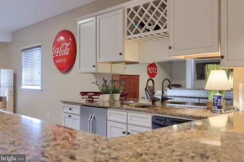 1404 Banner Dr, Lancaster PA 17601-4580 exterior