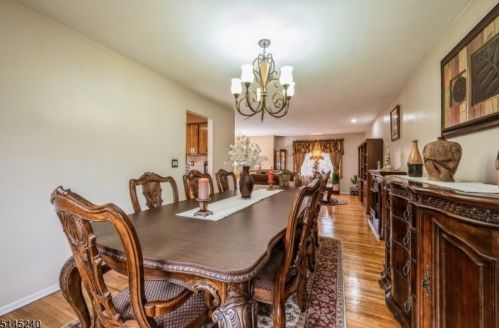 2087 Prospect Ave, Scotch Plains NJ 07076-1203 exterior