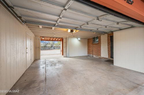 4441 Bear Canyon Rd, Tucson AZ  85749-9649 exterior