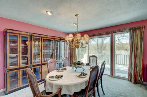 1398 Lakeshore Cir, Gainesville GA 30501-1500 exterior