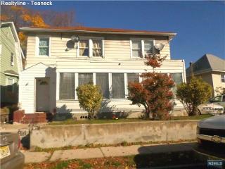 232 Stanley Pl, Hackensack NJ  07601-3522 exterior