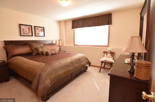 8714 Callahan Trl, South Saint Paul MN exterior