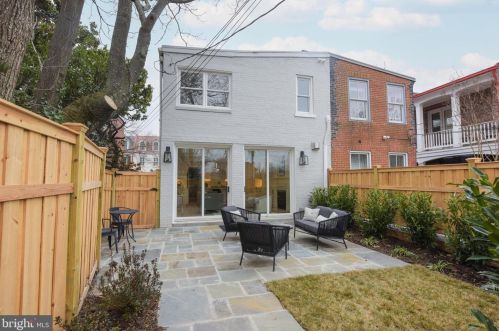 803 Cameron St, Alexandria VA  22314-2410 exterior