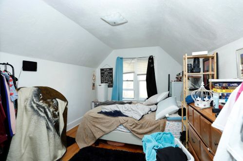 2453 Oakland Ave, Milwaukee WI 53211-4335 exterior