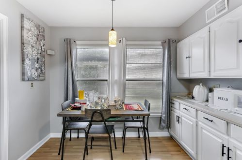 3911 56th St, Milwaukee WI  53220-2632 exterior