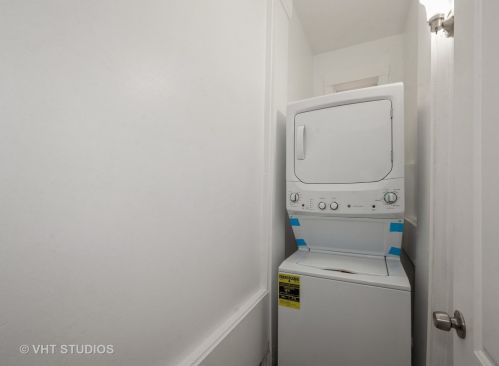 1922 Springfield Ave, Chicago IL 60623-2463 exterior