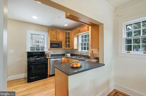 3373 Runnymede Pl, Washington DC 20015-2415 exterior