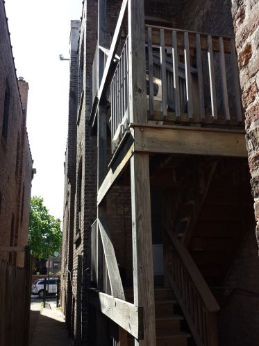 2619 Kimball Ave, Chicago IL  60647-1289 exterior