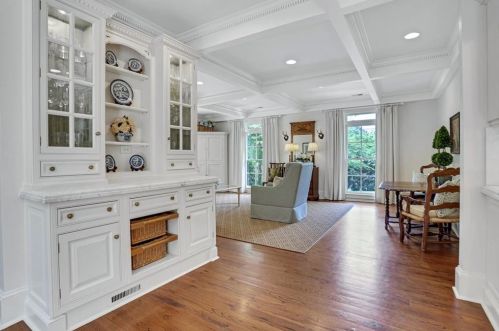 1130 Heards Fry Rd, Atlanta GA 30328-4733 exterior