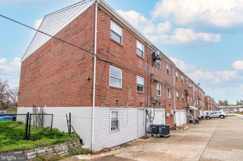 10829 Academy Rd, Philadelphia PA 19154-3901 exterior