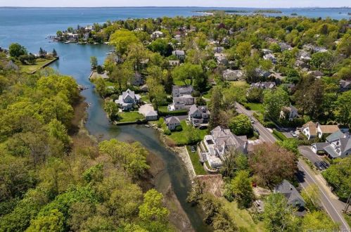 12 Shore Rd, Old Greenwich, CT 06870-1813