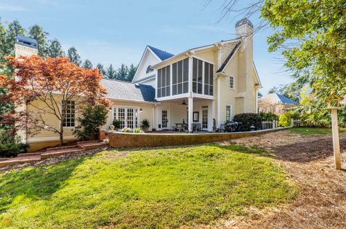 519 Ivy Pl, Atlanta GA 30342-4275 exterior