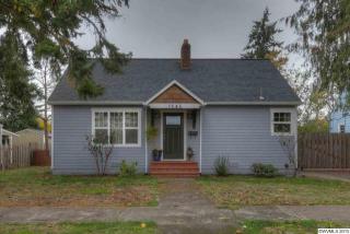 1045 Spruce St, Salem, OR 97301-7222