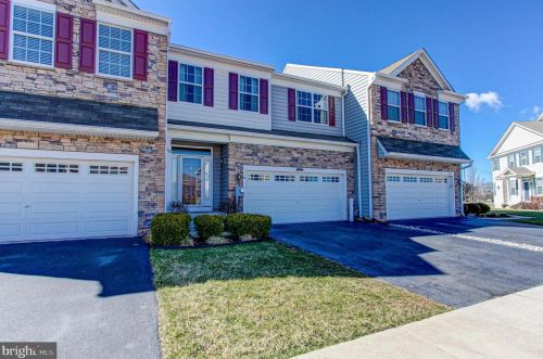 282 Fairfield Cir, Limerick, PA 19468-2857