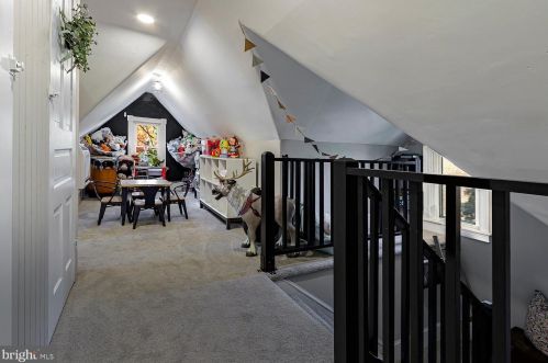 32 Franklin Ave, Camden NJ 08108-1117 exterior