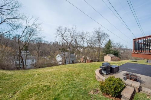 2360 Hidden Timber Dr, Pittsburgh PA 15241-3310 exterior