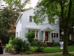 42 Charlemont St, Newton, MA 02461-1908