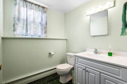 1 Lincoln Dr, Poughkeepsie NY 12601-6004 exterior