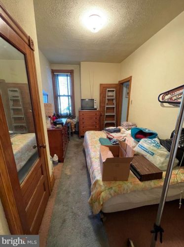 4515 8th St, Philadelphia PA 19140-1343 exterior