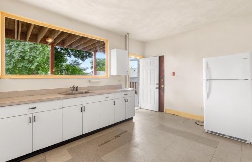 84 Brooks St, Boston MA exterior