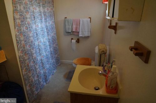 1851 Cambria St, Philadelphia PA 19134-3519 exterior