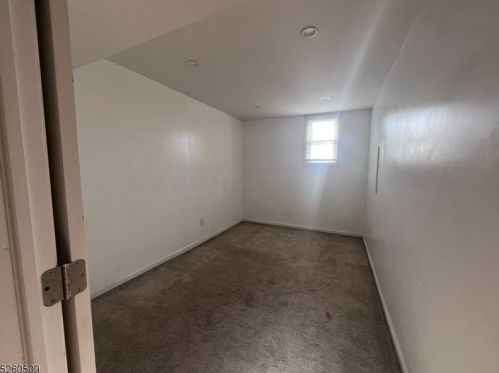 7 Berry Rd, Wantage NJ 07461-3009 exterior