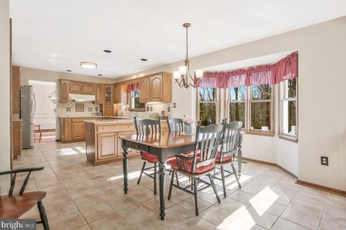 9731 Howes Rd, Dunkirk MD 20754-9254 exterior