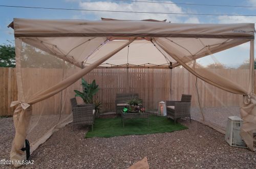 2201 Los Altos Ave, Tucson AZ  85705-5727 exterior