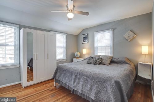 5947 Monticello Rd, Alexandria VA 22303-2218 exterior