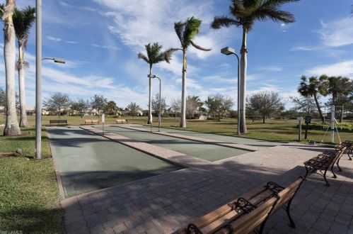 7520 Firenze Ln, Naples FL 34114-2657 exterior