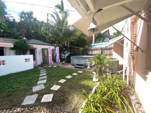 11 Surf Rd, Boynton Beach FL exterior