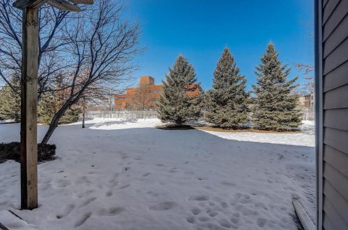 1139 Barclay St, Saint Paul MN 55106-2831 exterior