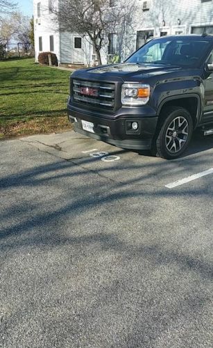 66 Girard Ave, Middletown RI 02840-1100 exterior