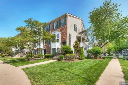 778 Sassafras Ct, Mahwah NJ  07430-3454 exterior