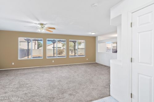 8238 Placita Del Parque, Tucson AZ  85747-5244 exterior