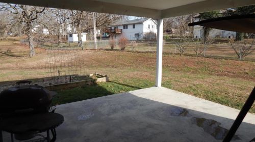 15 Industrial Dr, Gerald MO 63037-2010 exterior