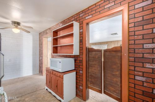 10236 15 Dr, Phoenix AZ 85027-4201 exterior