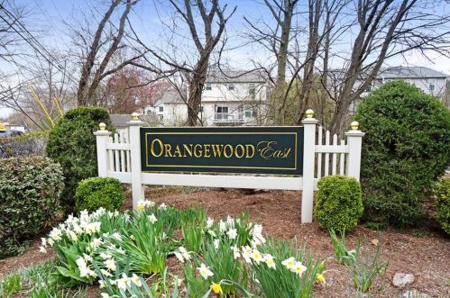 263 Shagbark Dr, Derby, CT 06418-2636