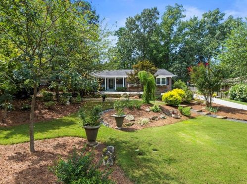 2349 Kingsgate Ct, Atlanta, GA 30338-5931