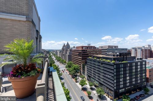 1150 K St, Washington DC  20003-4112 exterior