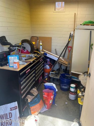 4813 Seneca St, Tucson AZ 85716-3205 exterior